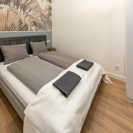 דירה Elisabeth-e40 3 Bedroom Modern *