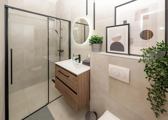 Apartament Elisabeth-e40 3 Bedroom Modern *