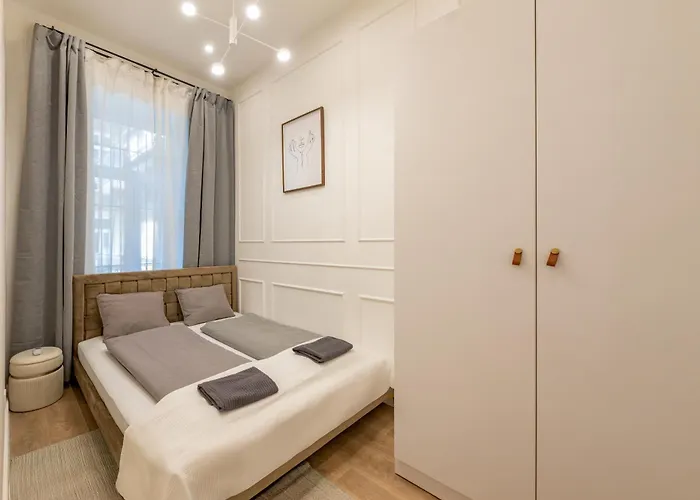 Elisabeth-e40 3 Bedroom Modern