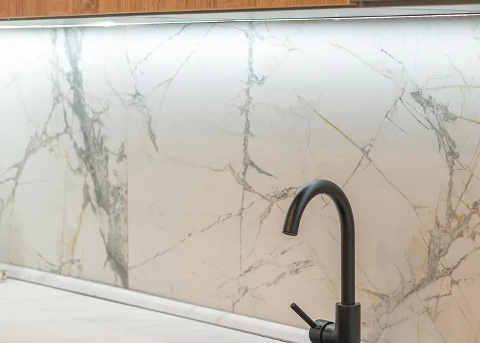 Apartament Elisabeth-e40 3 Bedroom Modern *